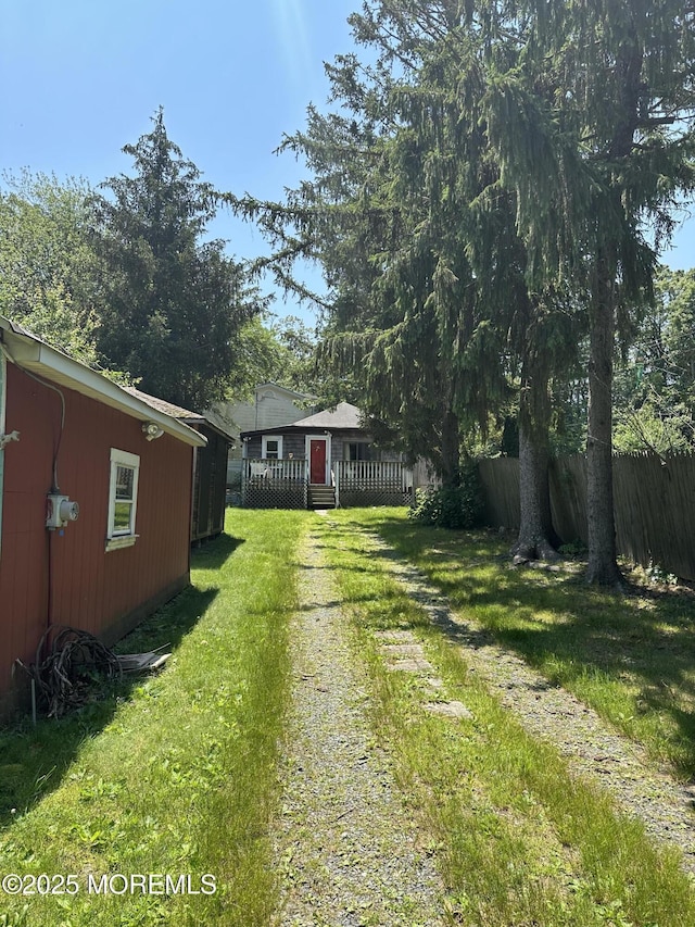 122 Hamilton Ave, Leonardo, NJ 07737 - view of yard