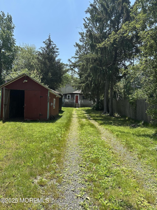 122 Hamilton Ave, Leonardo, NJ 07737 - view of yard with an outbuilding