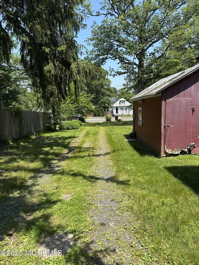 122 Hamilton Ave, Leonardo, NJ 07737 - view of yard with a shed
