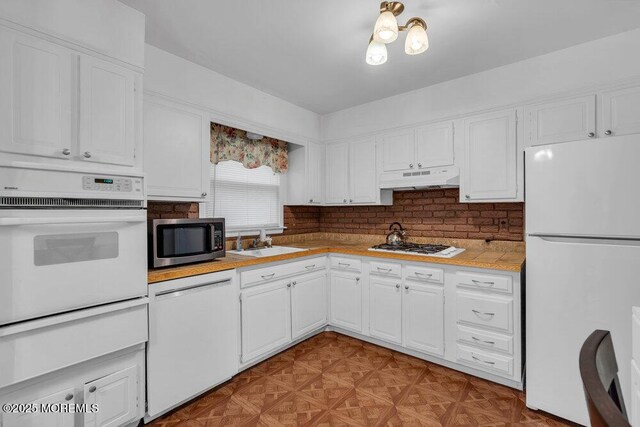 856 Somerset Dr, Toms River, NJ 08753 - photo 7