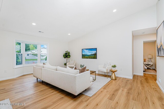 46 Edgeware Close Unit 1000, Freehold, NJ 07728