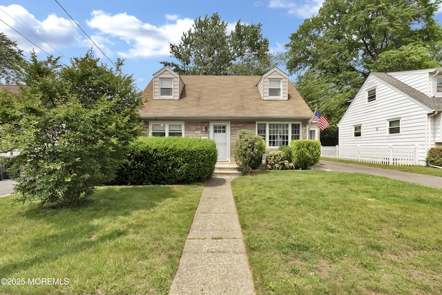 207 New York Ave, Bergenfield, NJ 07621 - view of cape cod-style house