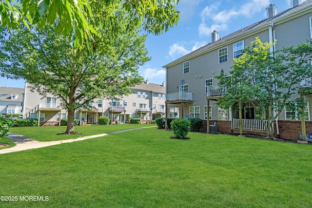 2211 Timber Ridge Ct Unit 2211, Sayreville, NJ 08859 - surrounding community featuring a yard and a residential view