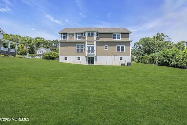 1605 Lakewood Rd, Manasquan, NJ 08736 - back of property featuring a lawn