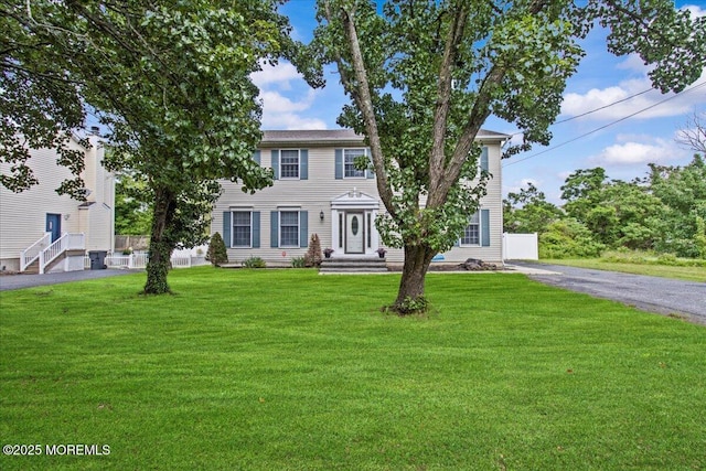 519 Gilford Ave, Toms River, NJ 08753 - view of front of home with a front yard and driveway