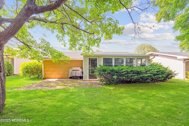 7 Robinson Rd, Brick, NJ 08724 - rear view of property featuring a yard and a shingled roof