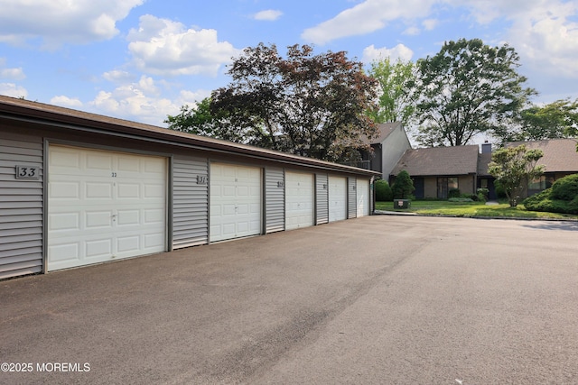 33 Claremont Ct, Red Bank, NJ 07701 - view of garage