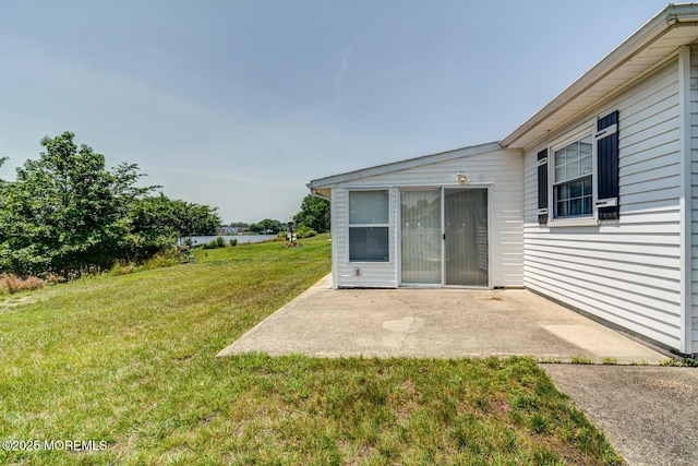861 Jamaica Blvd, Toms River, NJ 08757 - view of grassy yard with a patio