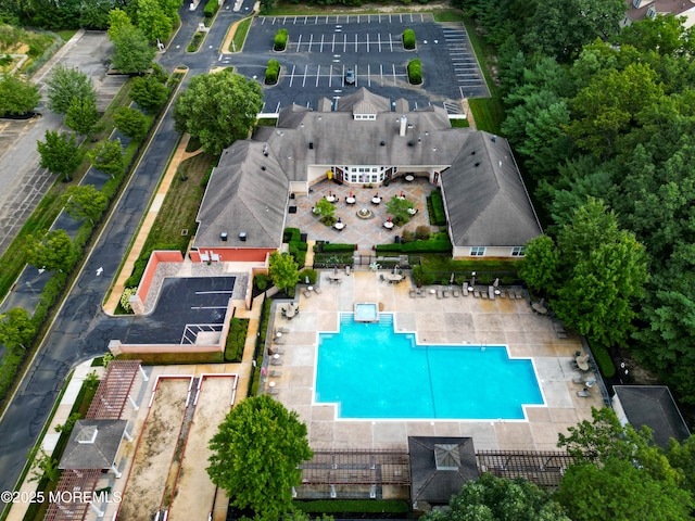 632 Sophee Ln, Lakewood, NJ 08701 - bird's eye view of a pool area