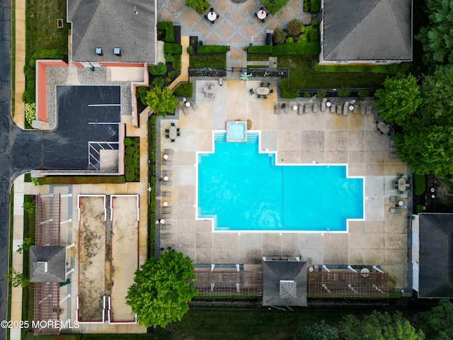 632 Sophee Ln, Lakewood, NJ 08701 - bird's eye view of a pool area