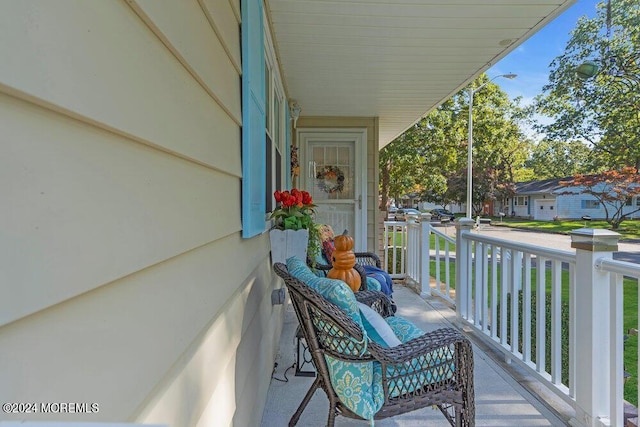 8 Wisconsin Ln, Whiting, NJ 08759 - view of porch