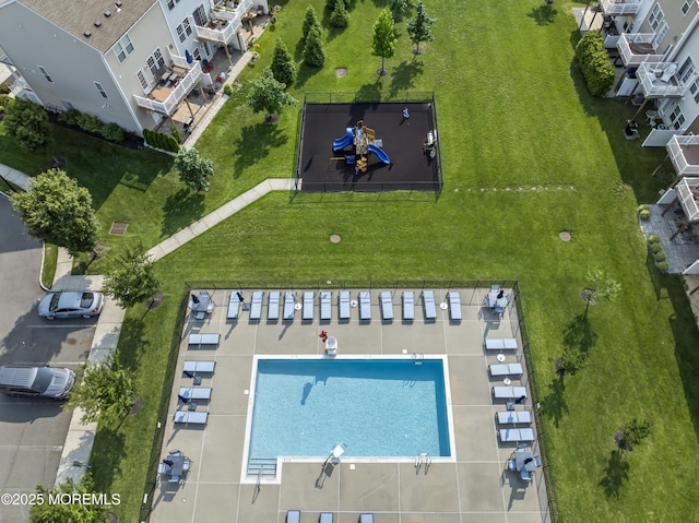 126 Waypoint Dr, Eatontown, NJ 07724 - bird's eye view of a pool