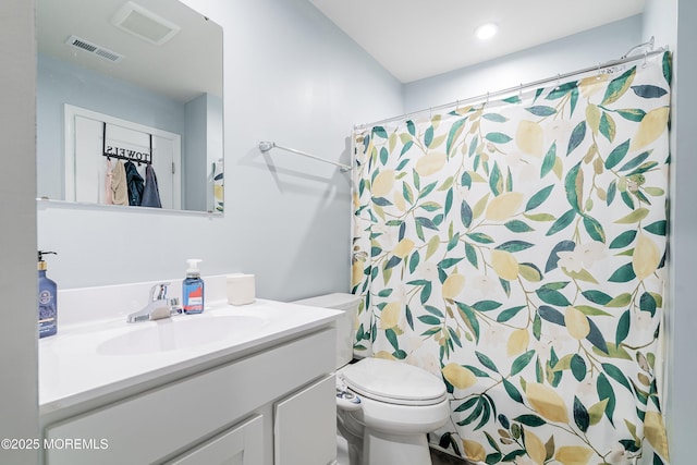 404 Cyprus Ct, Forked River, NJ 08731 - full bath with vanity, a shower with curtain, and recessed lighting