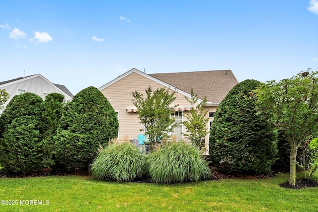 6 Cameron Ct, Forked River, NJ 08731 - view of front of home with a front lawn