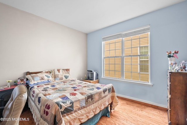160 Kyle Ct Unit 160, Monroe, NJ 08831 - bedroom with wood finished floors and baseboards
