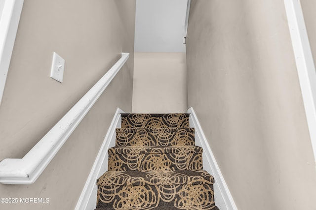 106 Aspen Ct, Lakewood, NJ 08701 - view of staircase