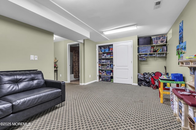106 Aspen Ct, Lakewood, NJ 08701 - carpeted living room with baseboards