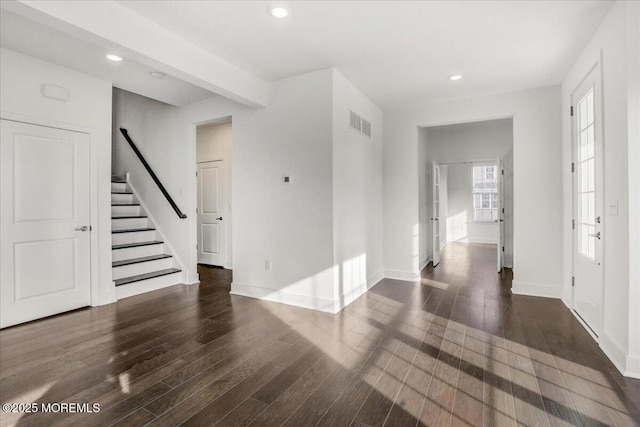 179 Woolley Ct, Oakhurst, NJ 07755