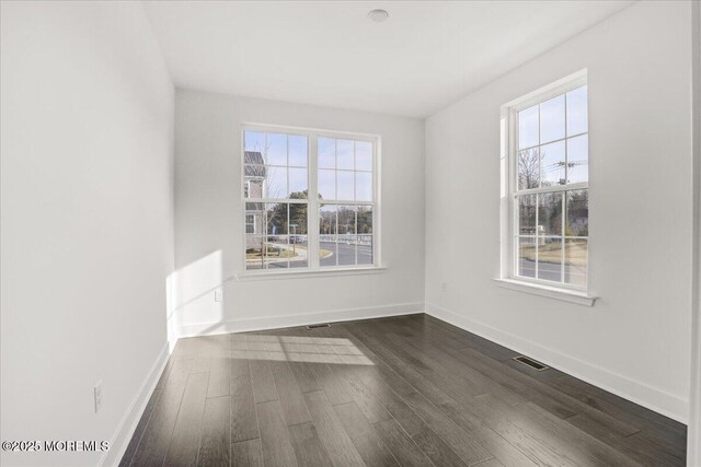 179 Woolley Ct, Oakhurst, NJ 07755