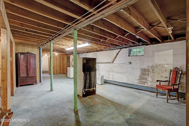 192 Crescent Ave, Jackson, NJ 08527 - basement with washer / dryer and concrete block wall