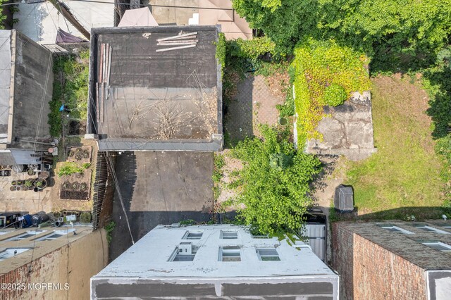 261 Dwight St, Jersey City, NJ 07305 - photo 23