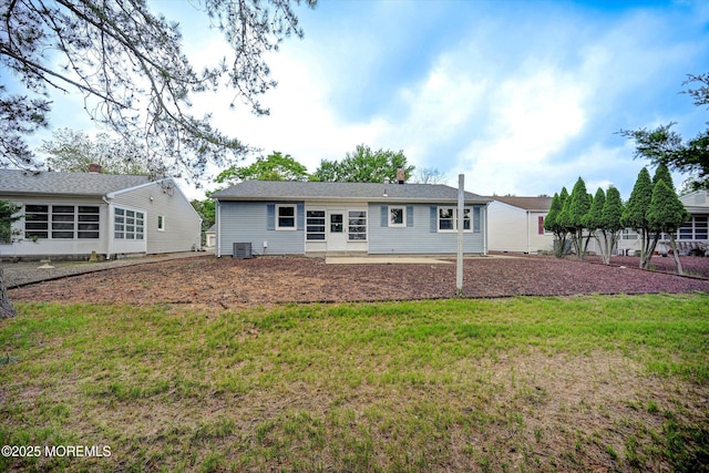 48 Sheepshead Dr, Toms River, NJ 08757 - back of property with a lawn