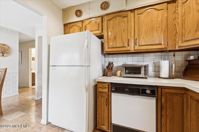 26 Lansdale Dr, Marlboro, NJ 07746 - photo 12