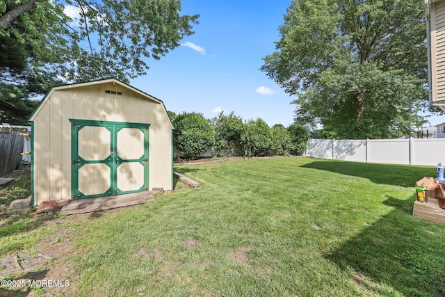 104 Starlight Rd, Howell, NJ 07731 - fenced backyard featuring a shed