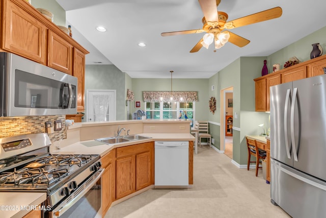 11 High Hill Ct, Manchester, NJ 08759 - kitchen featuring appliances with stainless steel finishes, a peninsula, a ceiling fan, recessed lighting, and tasteful backsplash