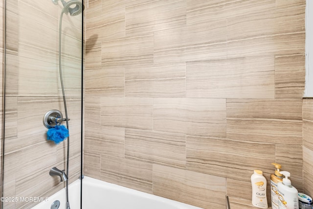 1159 County Line Rd E, Lakewood, NJ 08701 - bathroom featuring shower / washtub combination