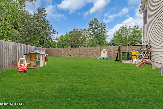 1159 County Line Rd E, Lakewood, NJ 08701 - view of fenced backyard