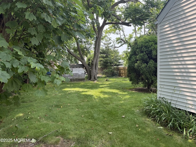 630 Overton Pl, Long Branch, NJ 07740 - view of yard