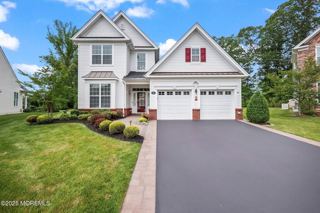 86 Legacy Ct, Freehold, NJ 07728 - photo 1