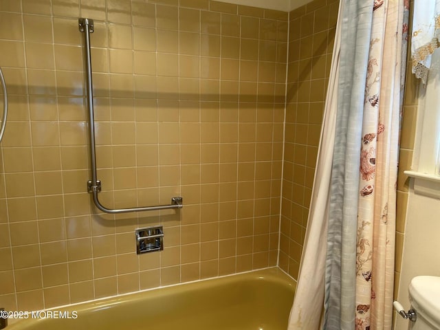 5 Lamb Rd, Brick, NJ 08724 - bathroom with shower / bathtub combination with curtain and toilet