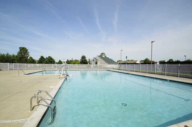 3168 Wood Spring Ln, Toms River, NJ 08755 - view of community pool
