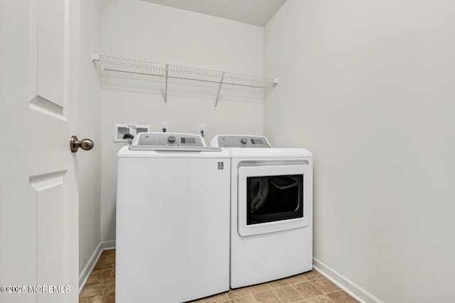 44 Begonia Ln, Monroe, NJ 08831 - laundry room with washing machine and dryer and baseboards