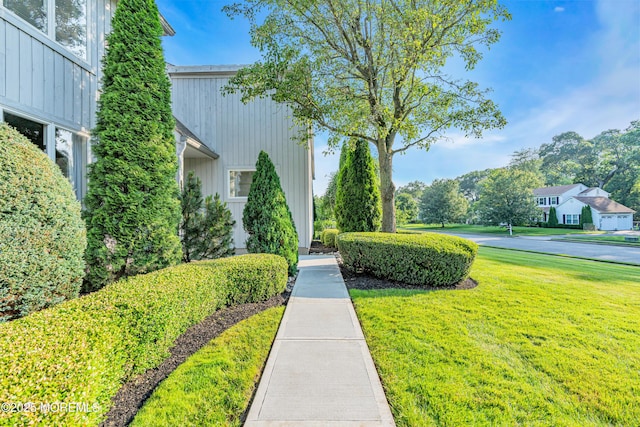 3058 Governors Xing, Wall, NJ 07719 - view of home's community featuring a yard