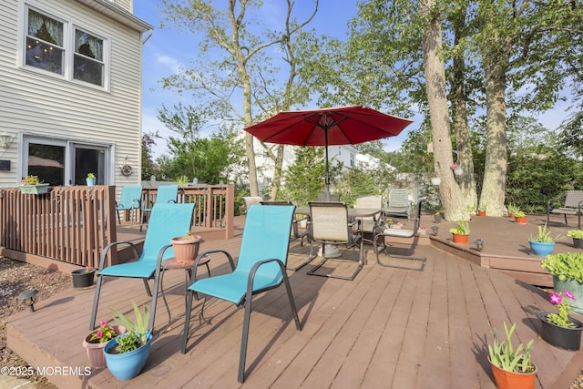 26 Shasta Ln, Toms River, NJ 08753 - deck with outdoor dining space