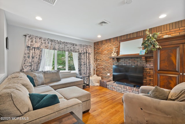 5 Poplar St, Jackson, NJ 08527 - living area with wood finished floors and recessed lighting