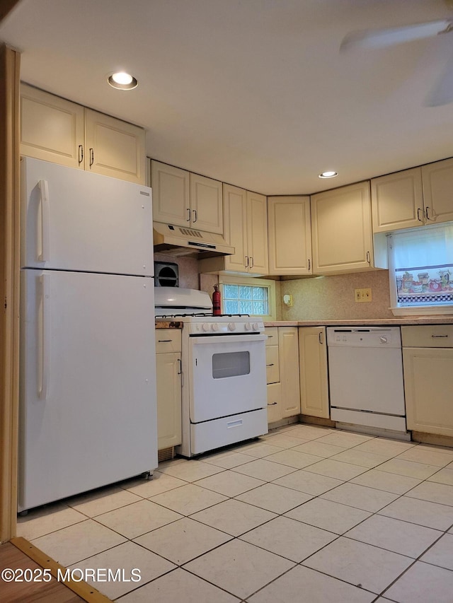 39 Antonia Dr, Jackson, NJ 08527 - kitchen featuring white appliances, under cabinet range hood, recessed lighting, light countertops, and decorative backsplash