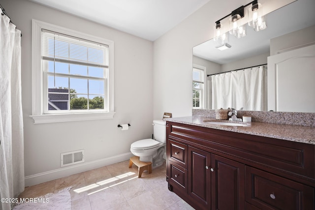 623 Park Ave, Port Monmouth, NJ 07758 - full bath featuring vanity and tile patterned floors