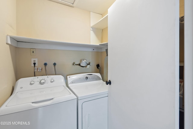 603-B Bosworth Ct, Manchester, NJ 08759 - laundry room with washing machine and clothes dryer