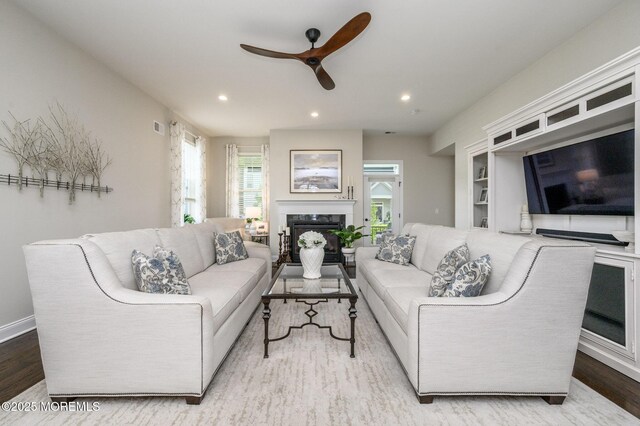 15 Woodspring Rd, Farmingdale, NJ 07727