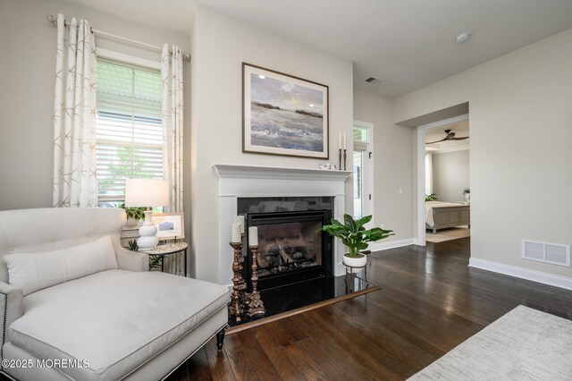 15 Woodspring Rd, Farmingdale, NJ 07727