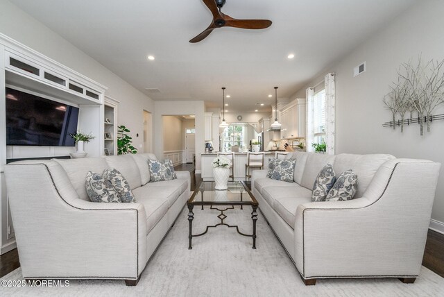 15 Woodspring Rd, Farmingdale, NJ 07727