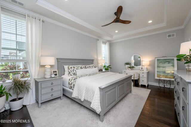 15 Woodspring Rd, Farmingdale, NJ 07727
