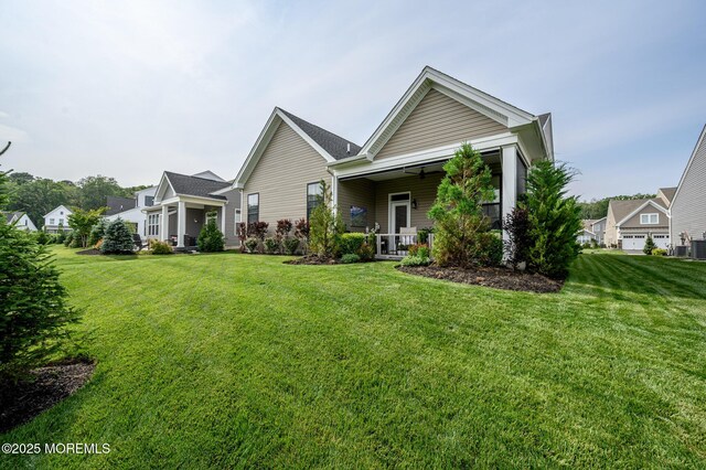 15 Woodspring Rd, Farmingdale, NJ 07727