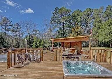 7 Quaker Hill Rd, Jackson, NJ 08527 - view of wooden terrace