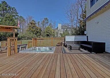 7 Quaker Hill Rd, Jackson, NJ 08527 - wooden deck with outdoor lounge area