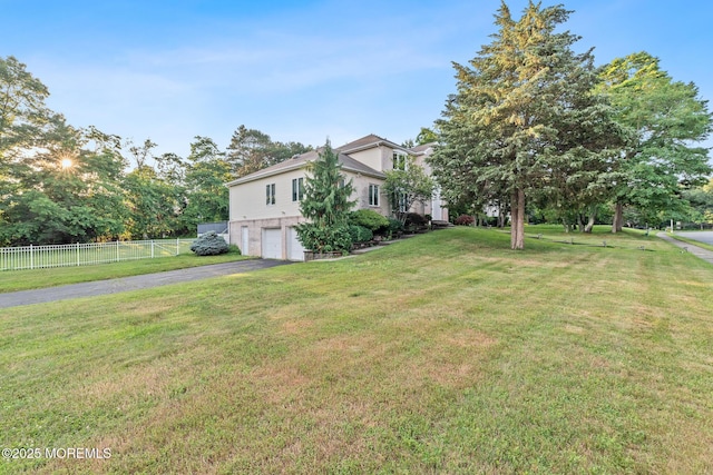 7 Quaker Hill Rd, Jackson, NJ 08527 - view of front of property with an attached garage and driveway